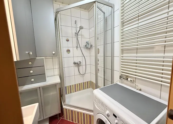 Stylish Near Airport Apartman Schwechat